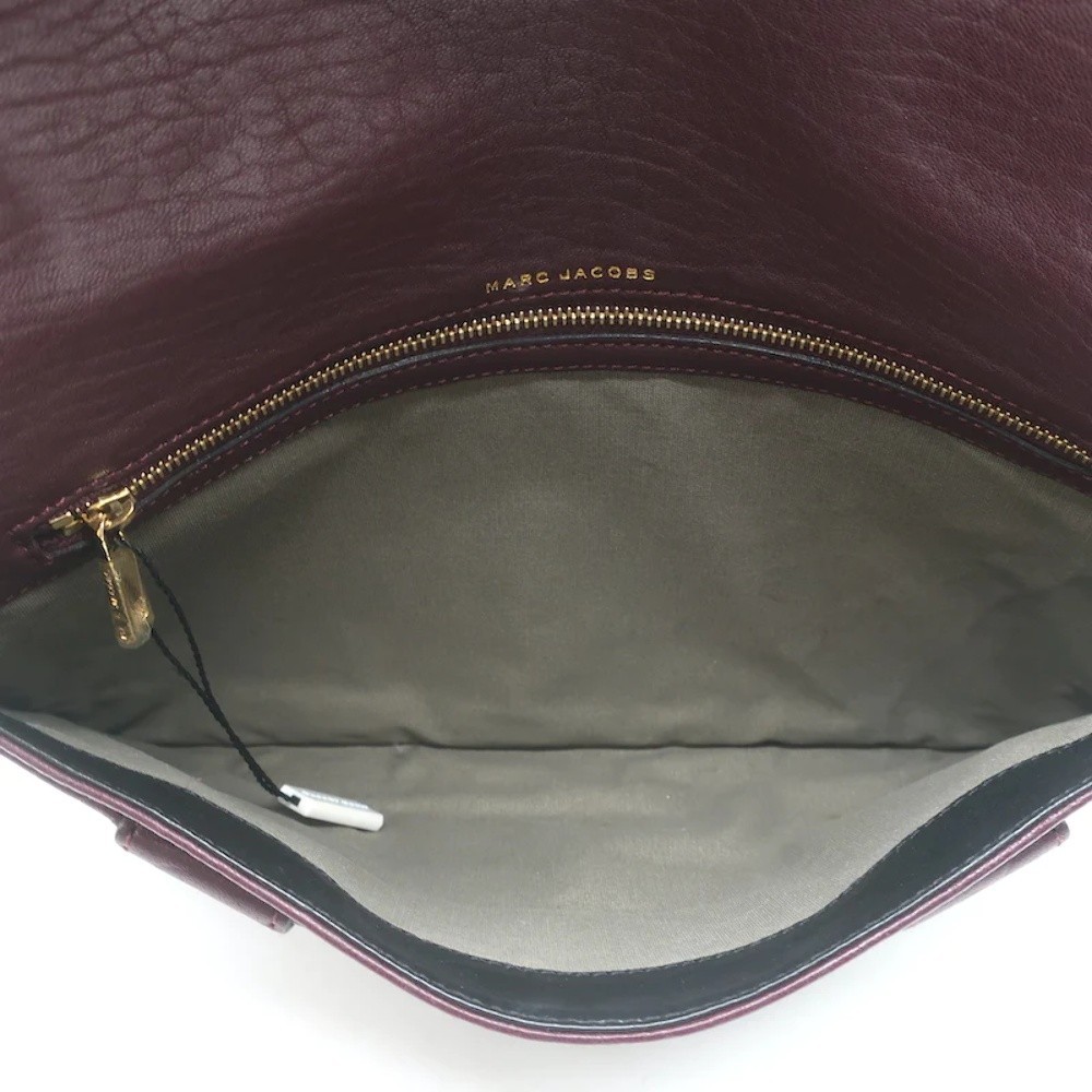 Marc Jacobs Padlock Flap Clutch Burgundy Grained Leather Small Bag - Picture 9 of 10